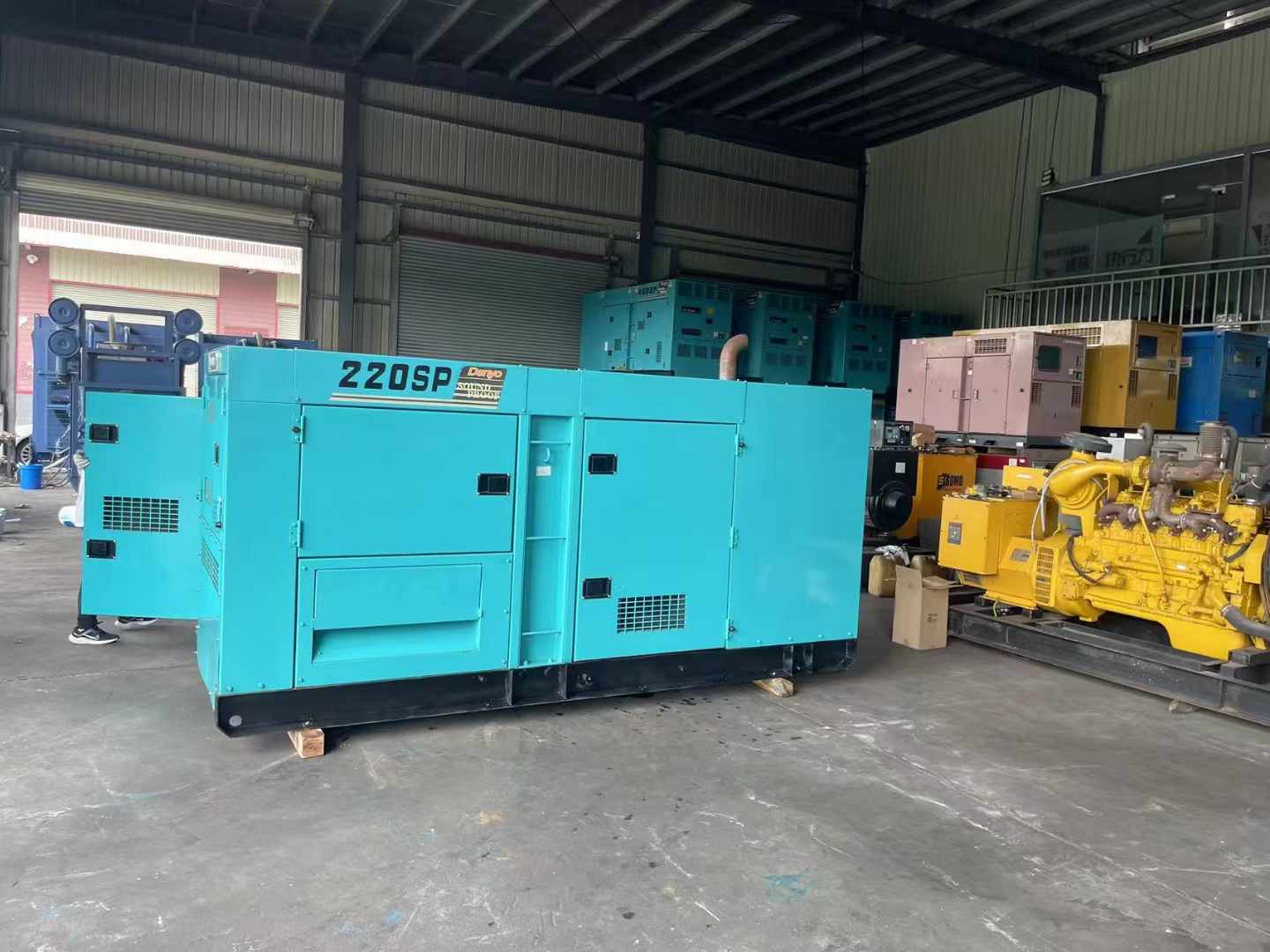 绥阳800kW 柴油发电机的输出电流波动范围是多少？